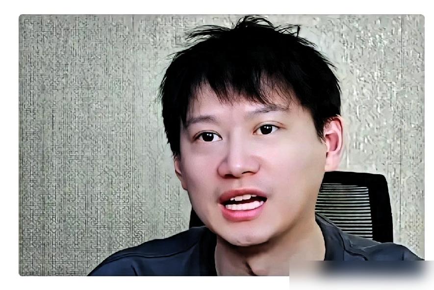 马琳猛地仰头，死盯天花板两秒，脸都铁青了。眼睁睁看着蒯曼，把到手的冠军送给张本美