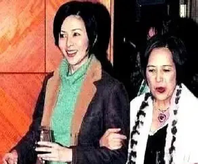 刘銮雄终于松口了。一句“高尔夫球”纯属虚构，关之琳这就白白背了26年的黑锅？