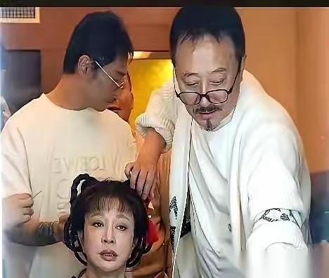 除了刘晓庆还有谁？75岁刘晓庆再次出演18岁少女武则天，引起全网一片哗然。毛戈平