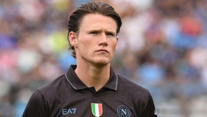 麦克托米奈在《体育信使报》专访中表示：如今的比赛对身体对抗太敏感了。“现在的足球