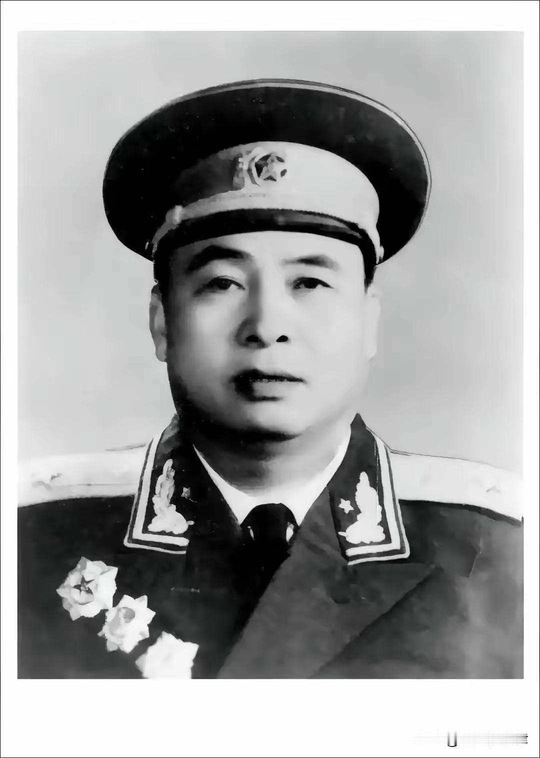 1955授衔，24军军长梁金华只授大校，战友全都不解，背后原因让人深思19