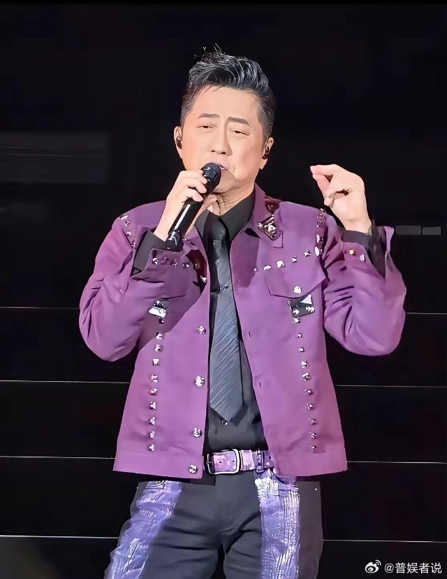 庾澄庆骨子里的骄傲，终究困住了自己，也辜负了伊能静的真心。庾澄庆从来不愿意承认，