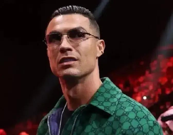 C罗年薪2亿，欧洲慌了！他签字那一刻，西甲工资榜直接崩。本泽马、内马尔跟着