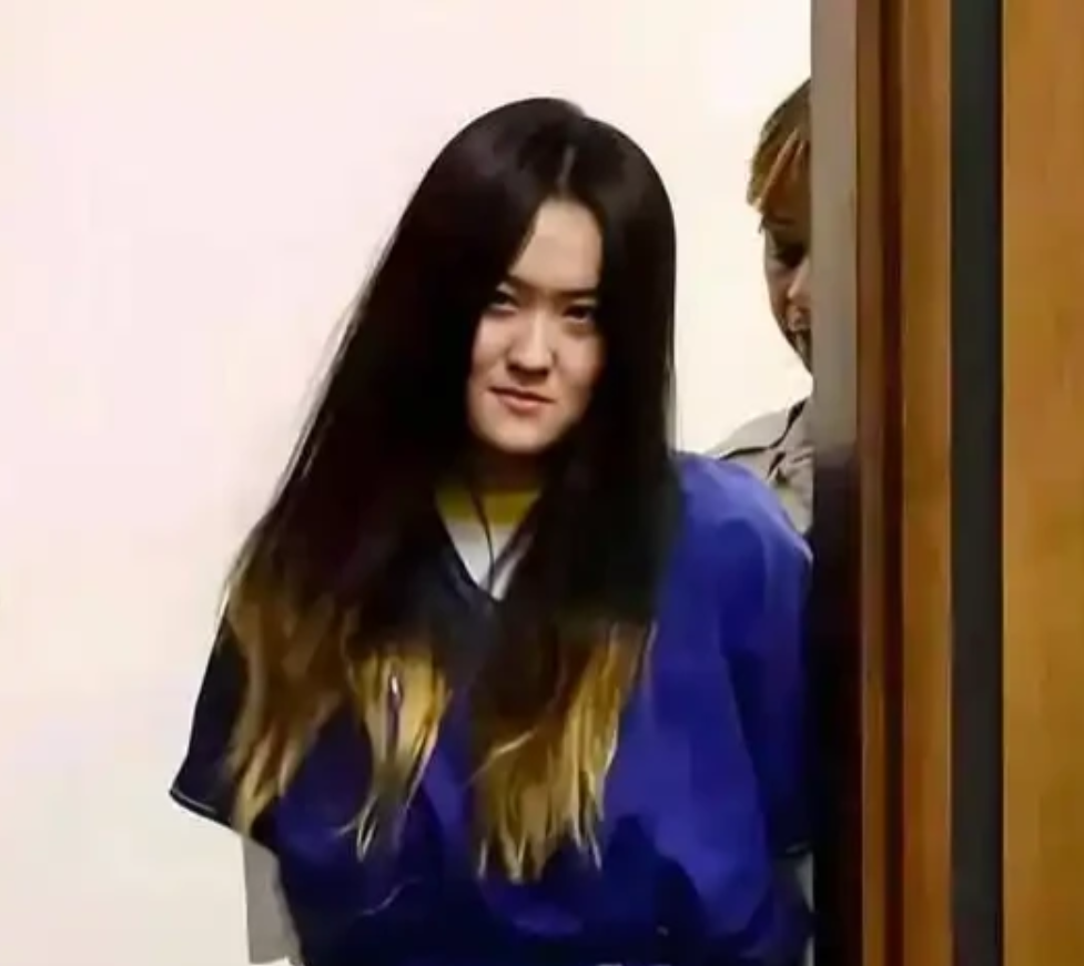 “凭什么抓我，我没欺负美国人，我只欺负中国人！”2016年翟云瑶在美霸凌同胞，让