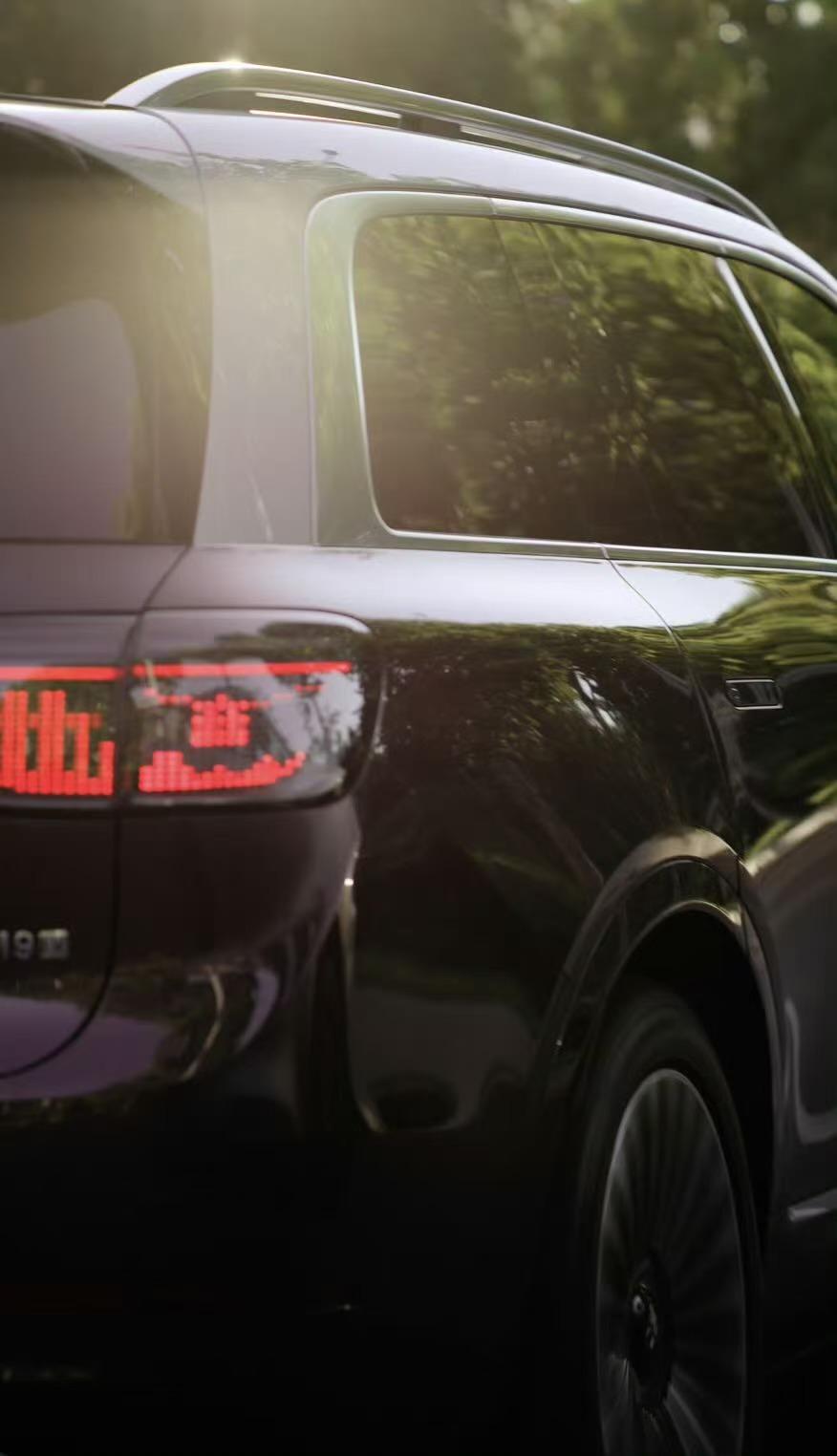 问界M9累计交付23.8万，靠的是“识货人”投票真正懂车、用过顶级豪华的人，最