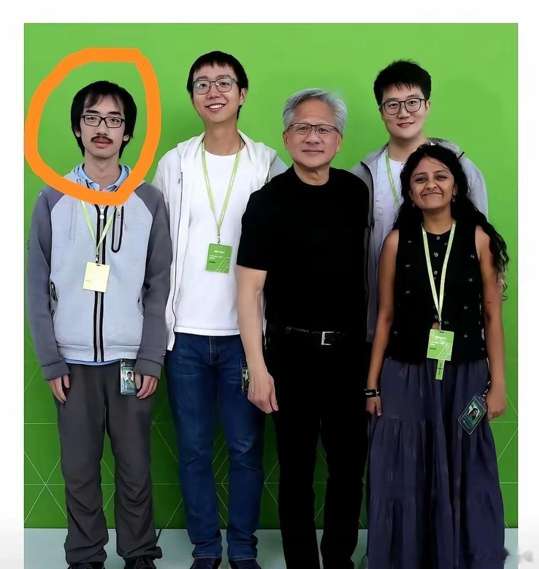 科技圈一直有个不成文的定律：程序员的造型越放飞自我，敲出来的代码往往就越牛掰。最