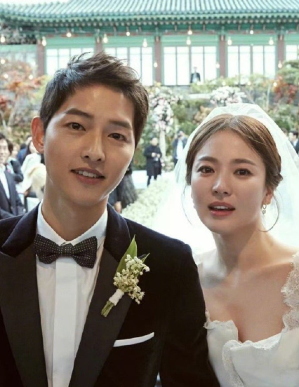 我愿称之为明星婚礼审美天花板​​​