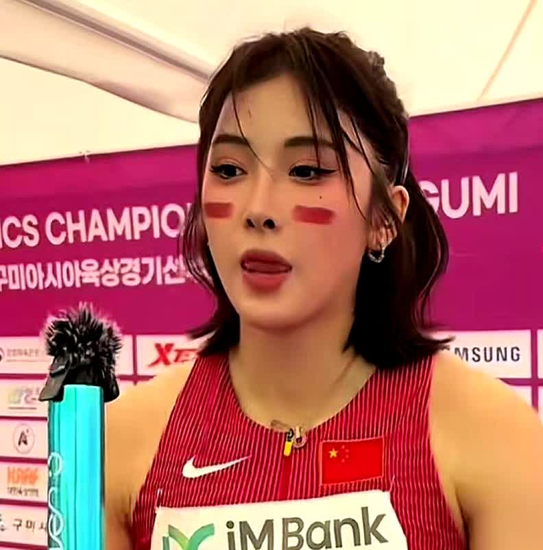 吴艳妮在预赛输给日本选手田中佑美后，记者问她伤势怎么样，她只说了句“我不想多说什