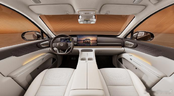 零跑D19内饰释放，一句话总结：“该有的都有，啥啥都不差。”仔细看看图一门板上的