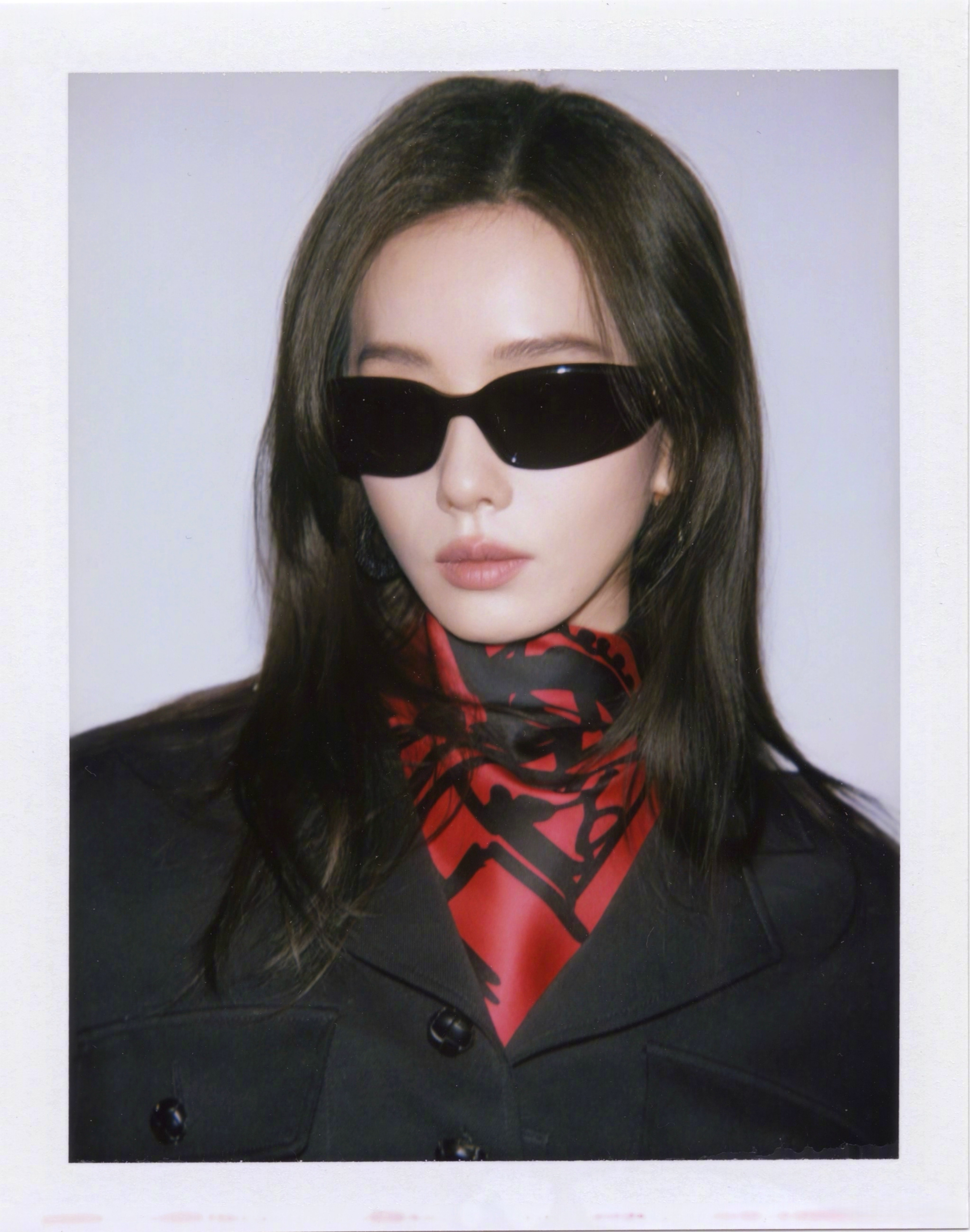 Celine法国总部全程callin的拍摄诶，对刘诗诗超级重视。不愧是内娱首位