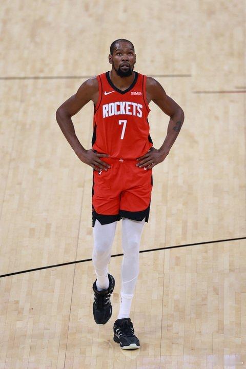 BR：一项可能拯救火箭杜兰特时代的现实交易方案（[？？？]）火箭在休赛期引进前NB