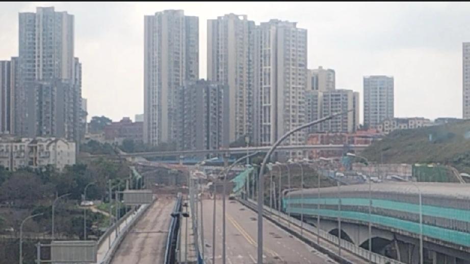 重庆轨道交通10号线一个北延伸，一个南延伸，考量政府决策是为民，还是纸上规划。