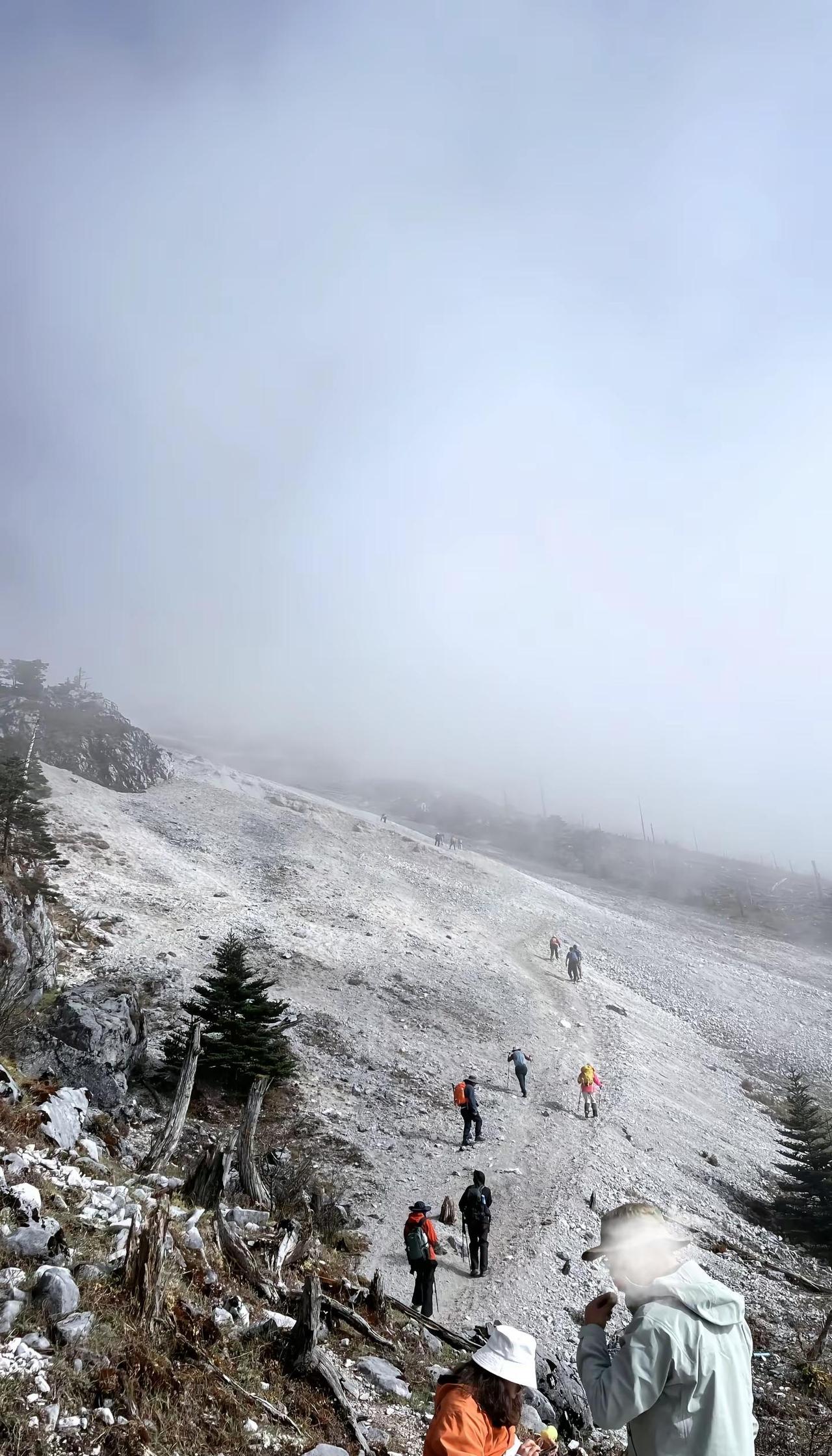 大家元旦都准备去哪里啊？🤓有没有适合五天的去处？🤪🤪徒步爬山摄影摄影