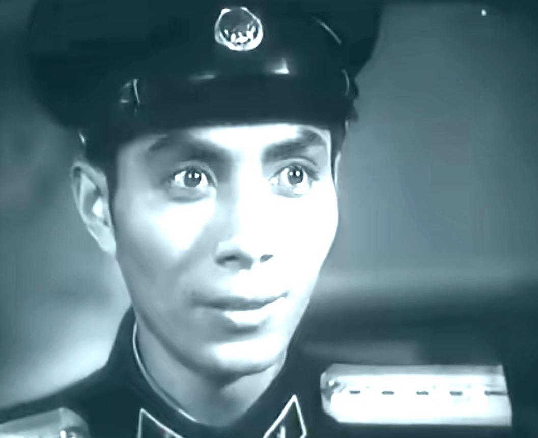 “最美女特务”的丈夫，是抗美援朝立过功的大尉。叶琳琅在《铁道卫士》里演透了