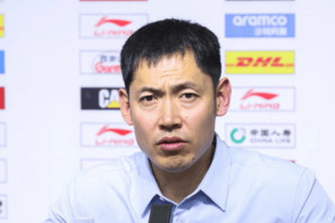 张庆鹏: 打出这么难看的比赛我负全部责任, 和球迷说对不起