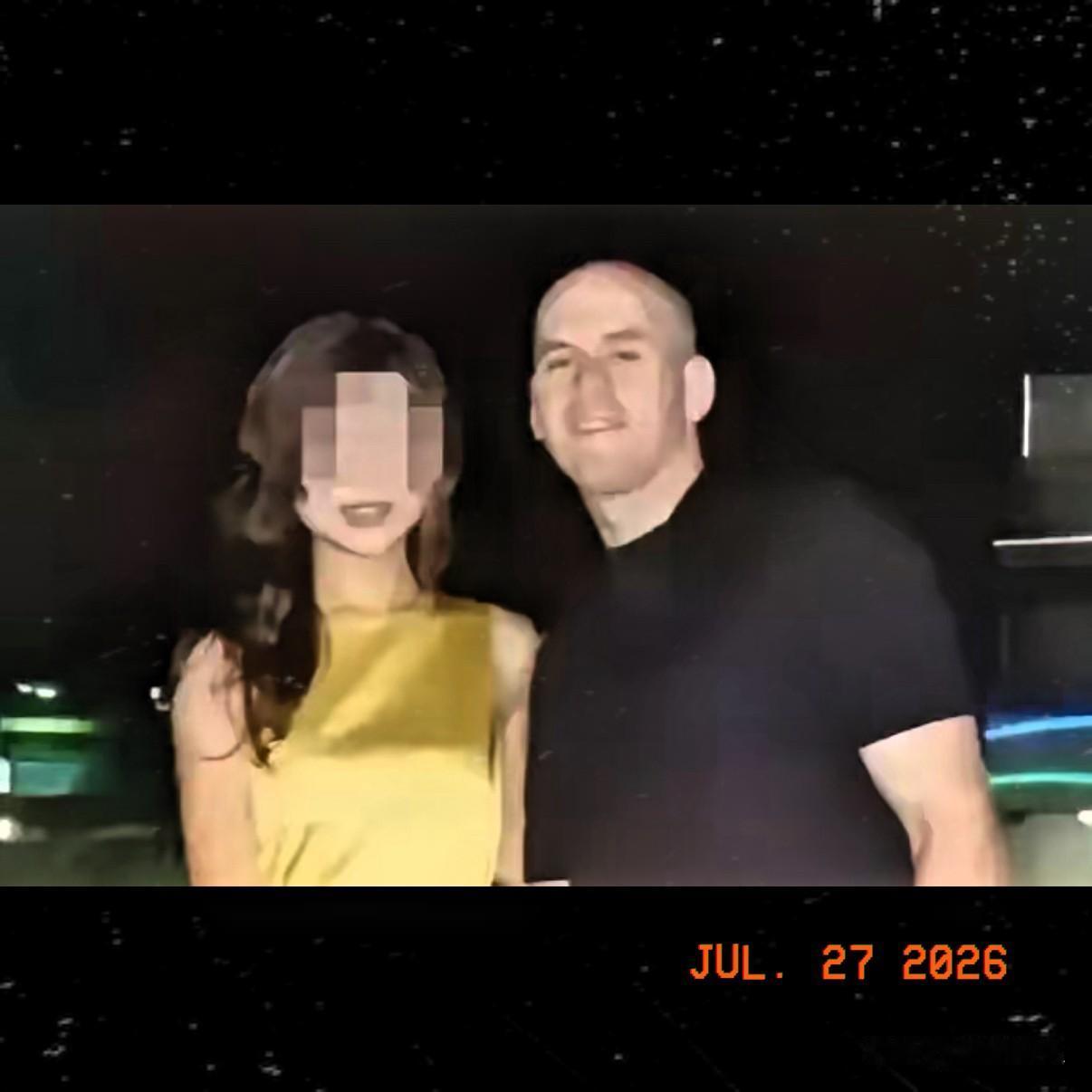 美国健身教练公开炫耀，自己在中国睡了1242个中国女孩，还说“睡她们太容易了”，