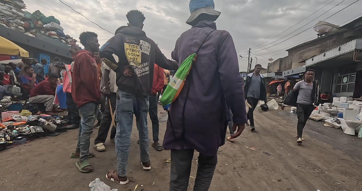 【琅河财经】案例via甘肃网友大地金黄一片美丽：“很多人都低估了来华留学的外国人