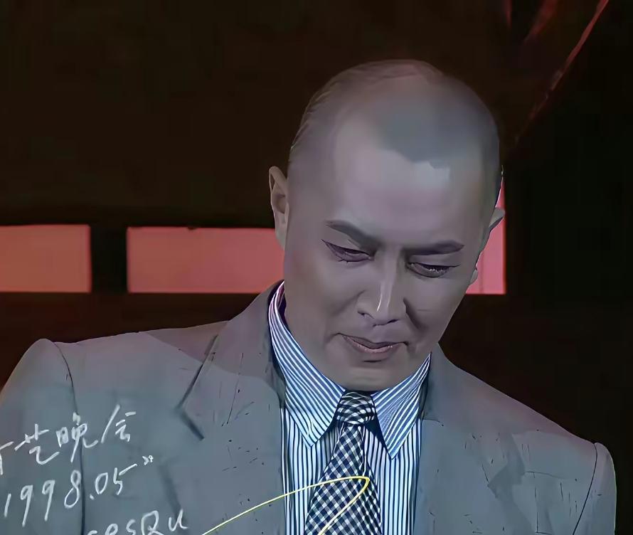 哎呦喂我的天呐！老牌男神颜值差距一目了然！😯😯😯都说刘德华光