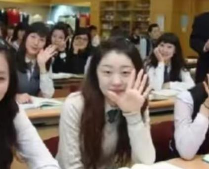 一位韩国华人表示：韩国人的工资明明是中国人的八倍，中国人有什么资格嘲笑这样的一个