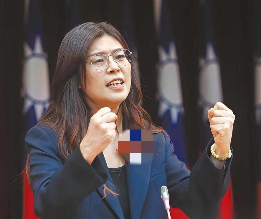 郑丽文5月8日在脸书就7800亿军购发文表示：在野党“共同守住了所谓的最后防线”
