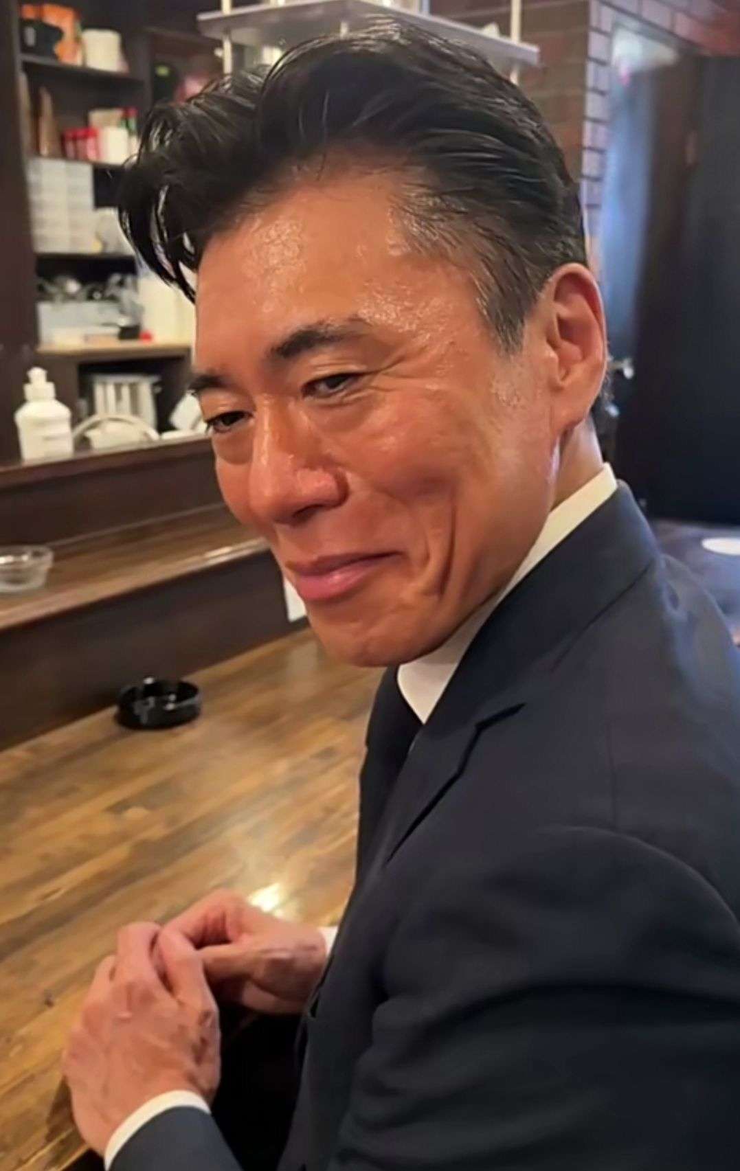 谁能大声告诉我，这是谁！！！！