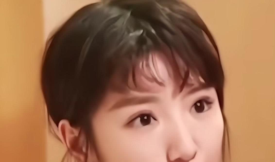 陈晓跟毛晓彤领证了？娱乐圈在曝猛料，说陈晓和毛晓彤领证了！陈晓自己说