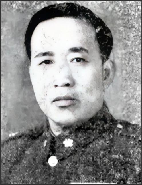 1937年，400名游击战士弹尽粮绝，被2000日军包围。游击队长拔刀大