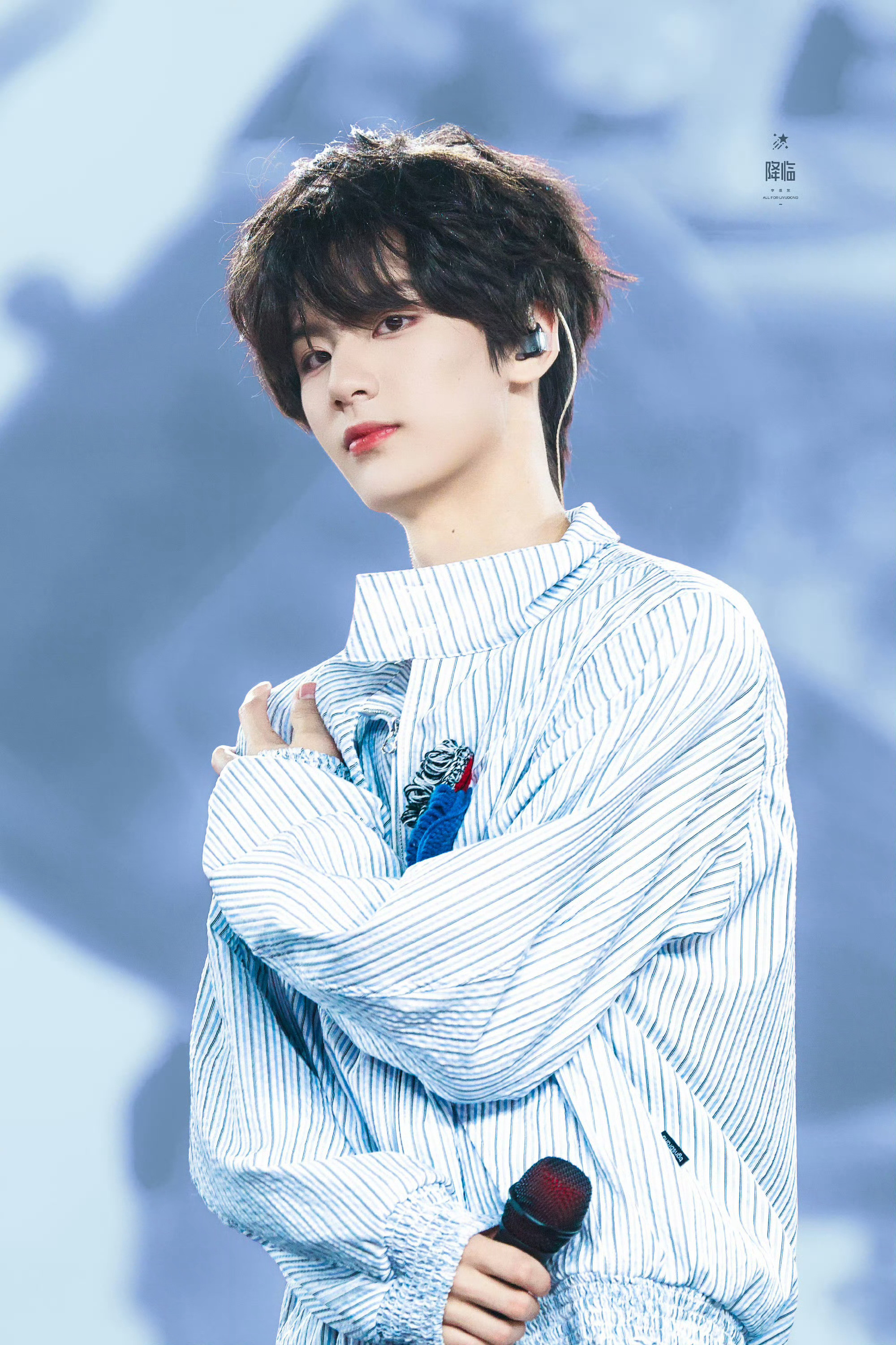 降临李煜东如果问我降临和序章号我选谁，我的选择是…当然全都要！都来妈咪们拍的李