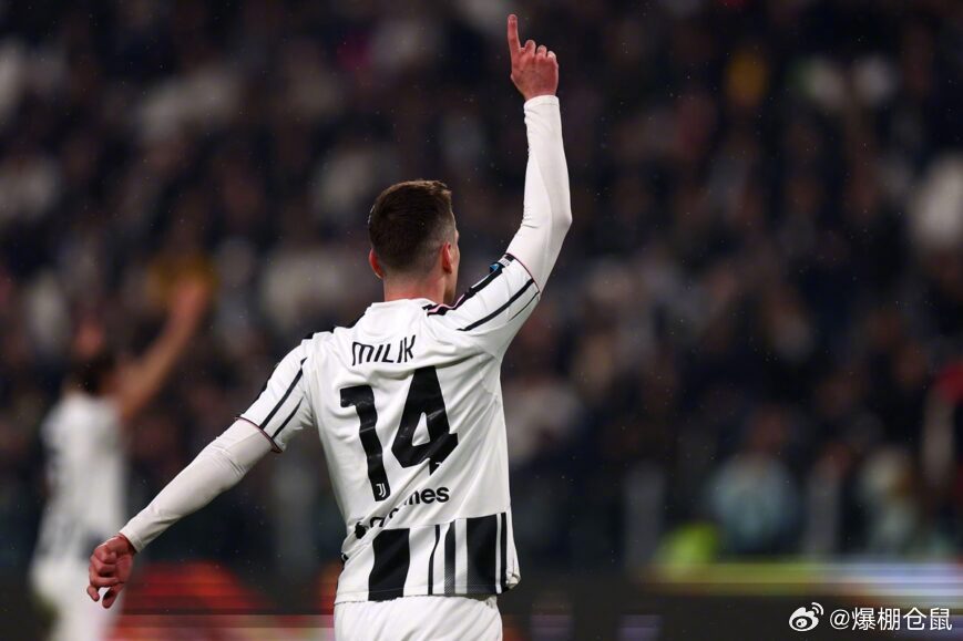 【伤愈复出】《米兰体育报》：32岁的尤文图斯前锋米利克经历了两年多的伤病，在对萨