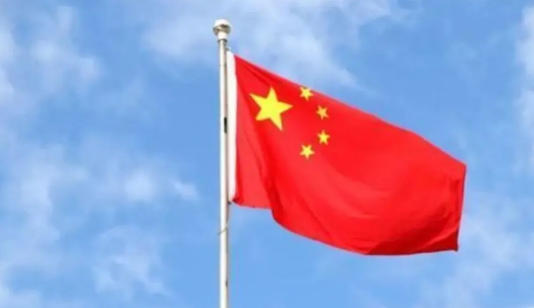 一手硬，一手软！美国接下来的举措，将直接决定中国采取何种态度！4月8日，在外交部