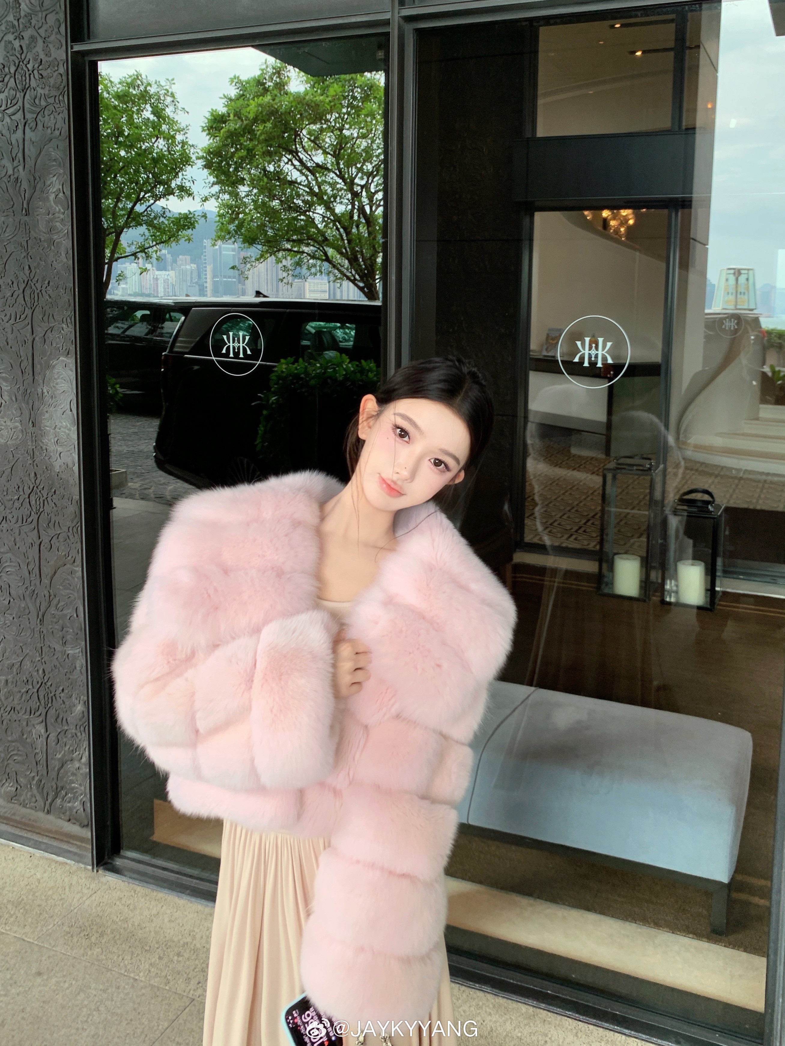 小粉有种娇生惯养的美🍧白天我来把这期的大件都发一发今晚开哦！还有谁没➕🛒[y