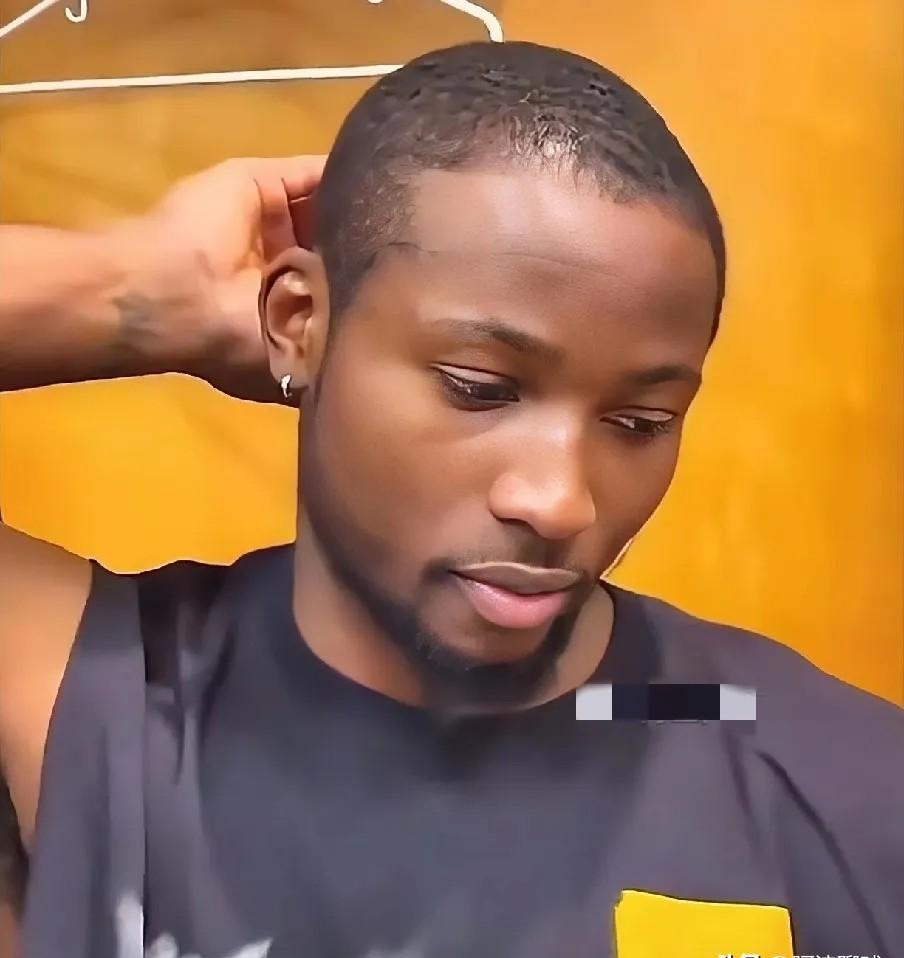 10投1中，正负值-20！库明加关键战彻底迷失。更衣室传来消息：他的心态已经崩