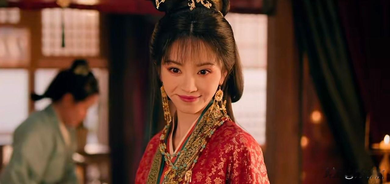是因为演恶女吗？感觉田曦薇面相都变了，新剧看着比樊长玉颜值下滑了不少。此情此景
