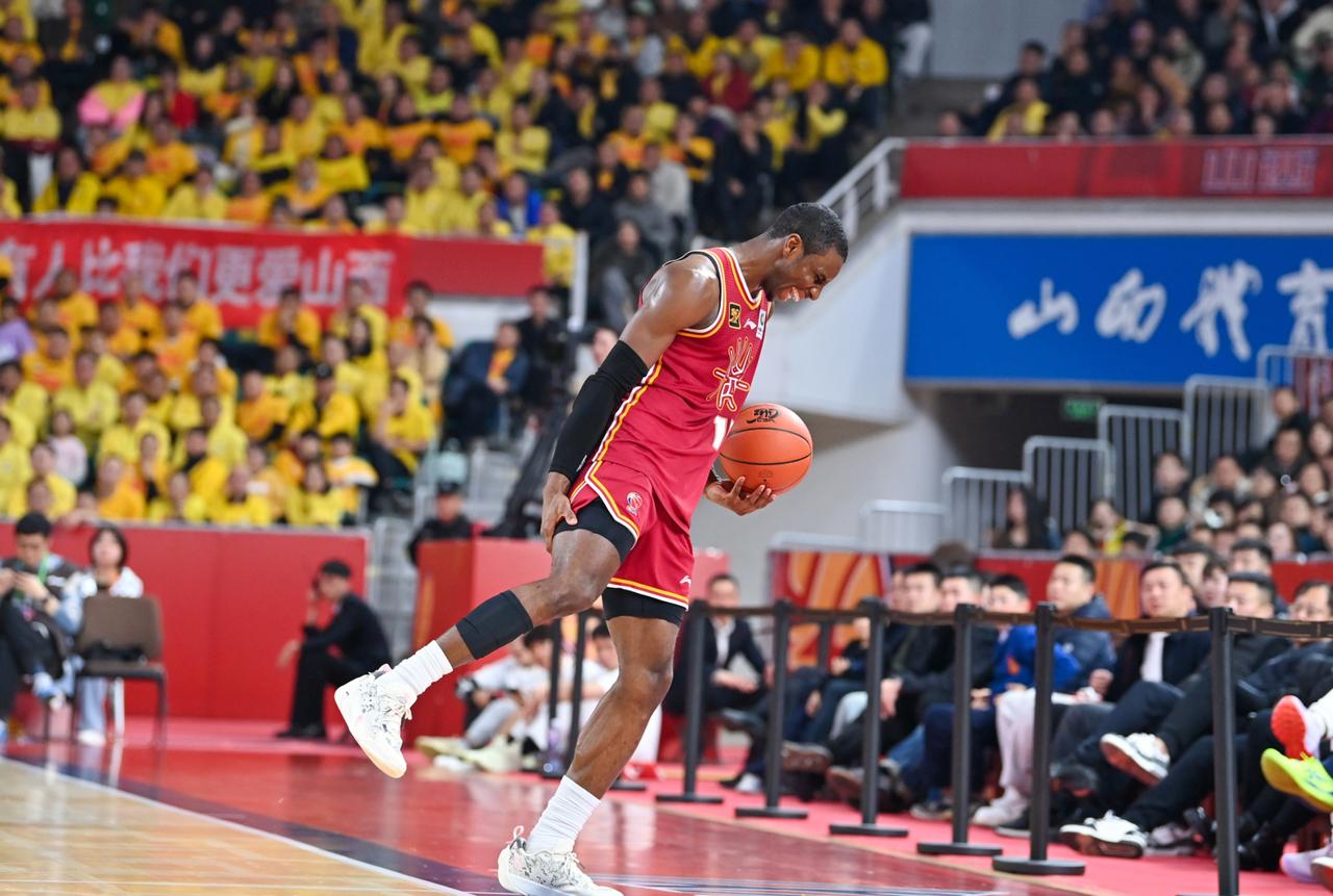 揭秘：山西队为何在上场比赛两分险胜福建这支球队！就在上场遭遇战，当山西队以100