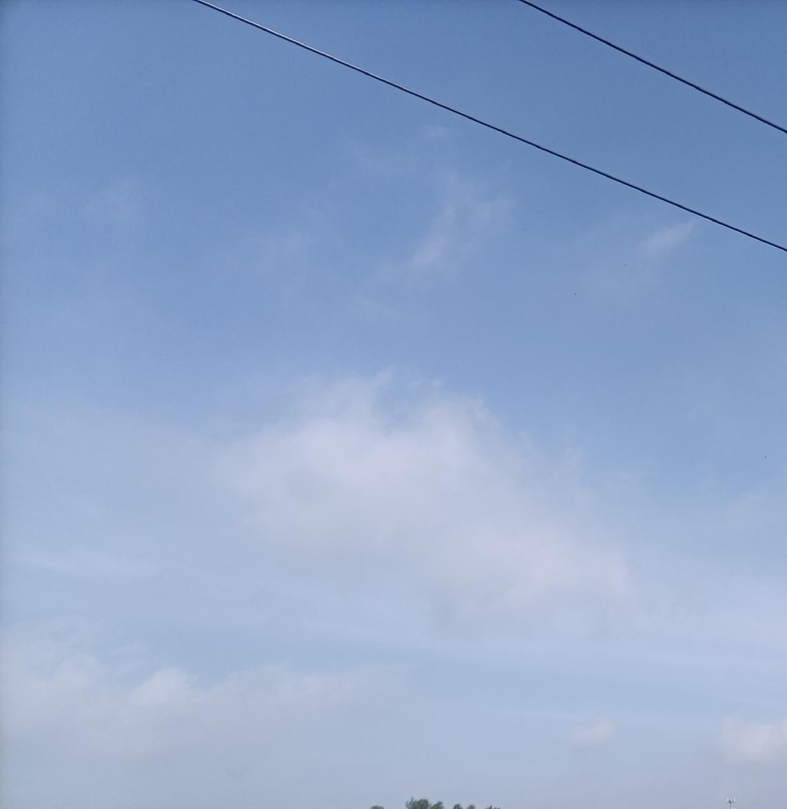 一个人不想接你电话、不想过生日、不想主动联系你，你觉得他冷漠。但真相是——他