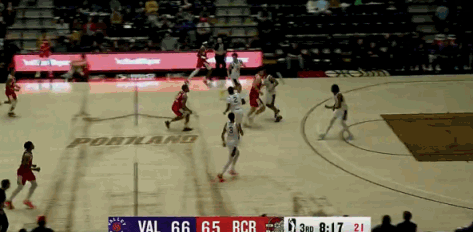 杨瀚森发展联盟再爆发！高效15+9+5带队险胜对手！在NBA发展联盟的背靠背比赛