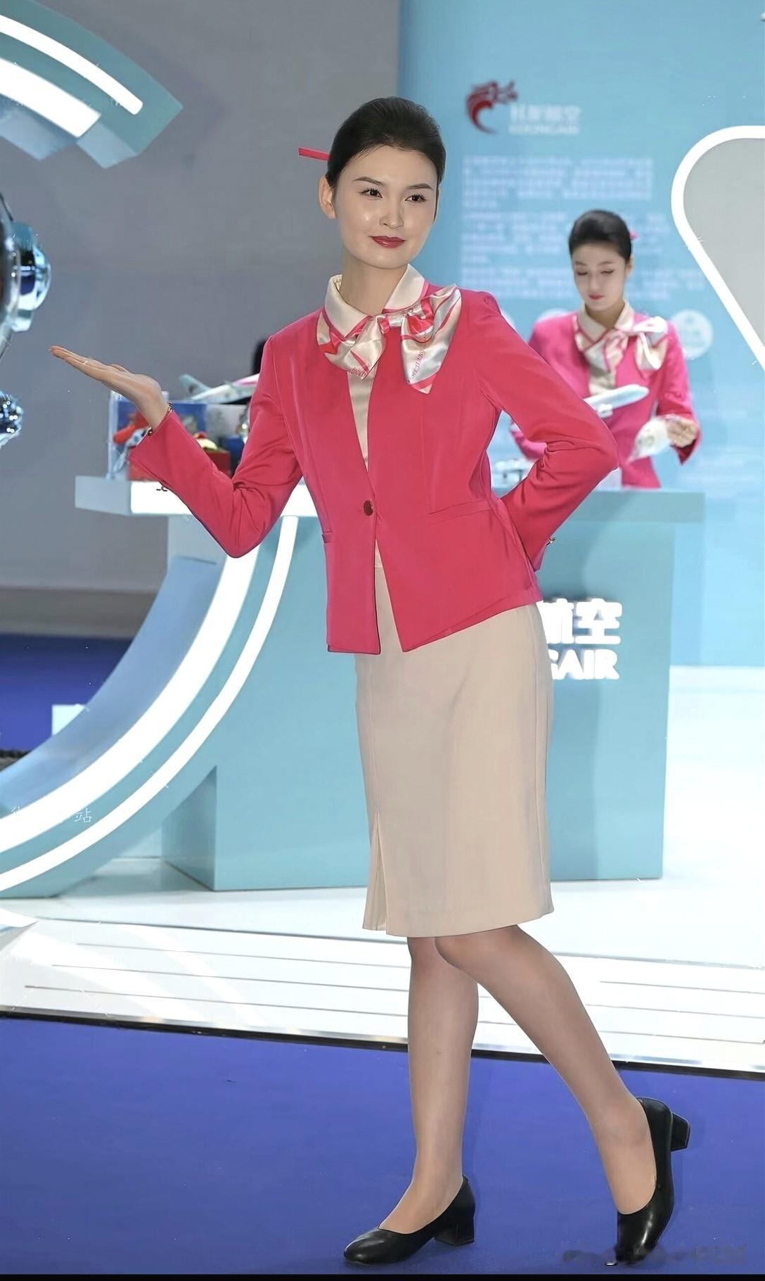 元气满满的空姐穿搭，元气满满的一天从这里开始