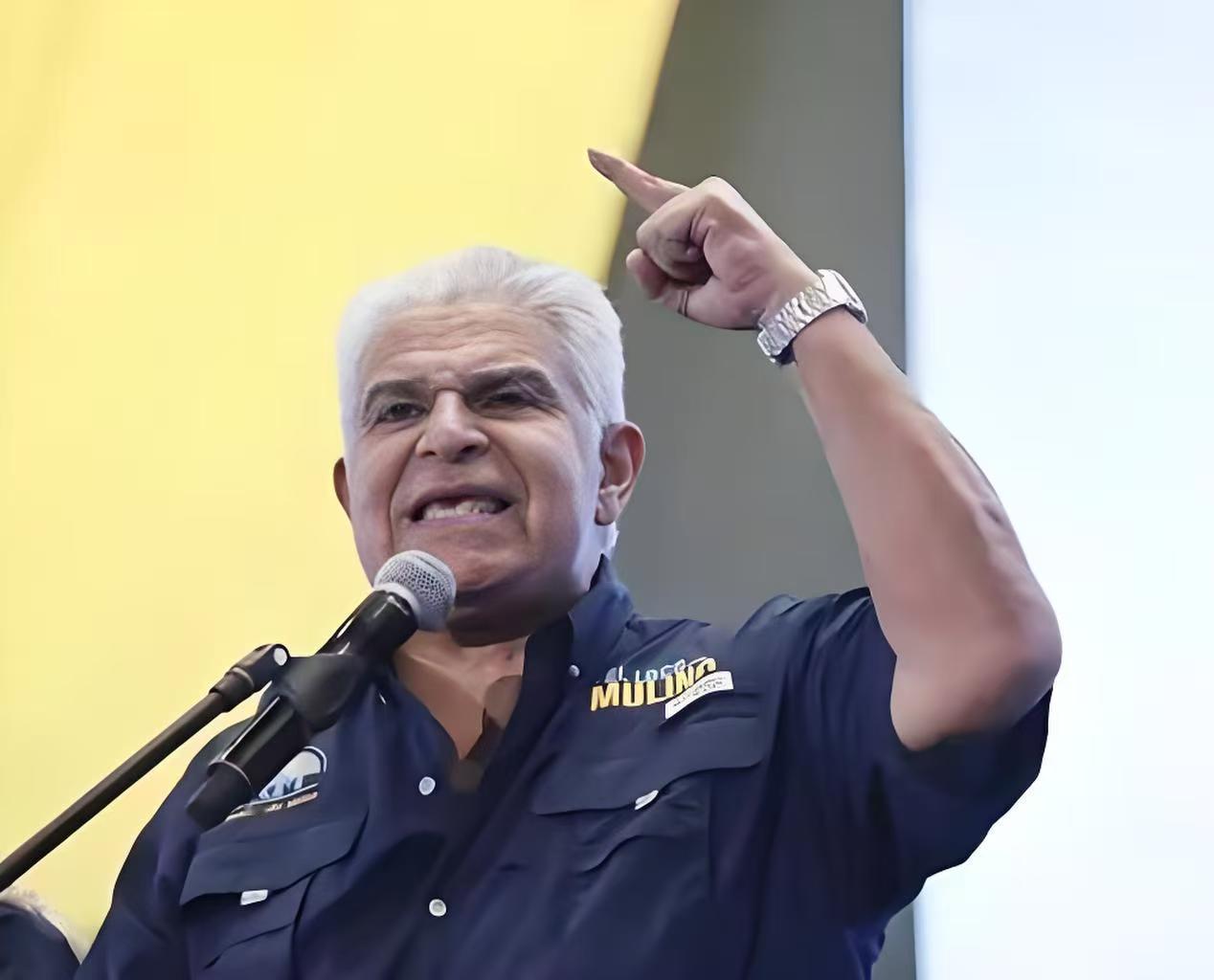 巴拿马作死，咱们该出手了，不能忍了。巴拿马总统穆利诺不顾中方的强烈反对，亲自