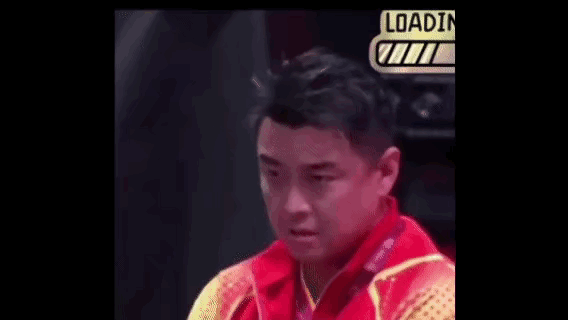 王皓今天面相都不一样了，前几天都快喘不过气了。今天王皓振臂高呼，精气神都回来了。