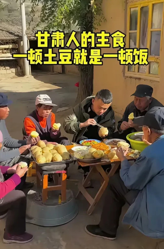 两广人要是在这里住一个月。估计会瘦十斤吧。