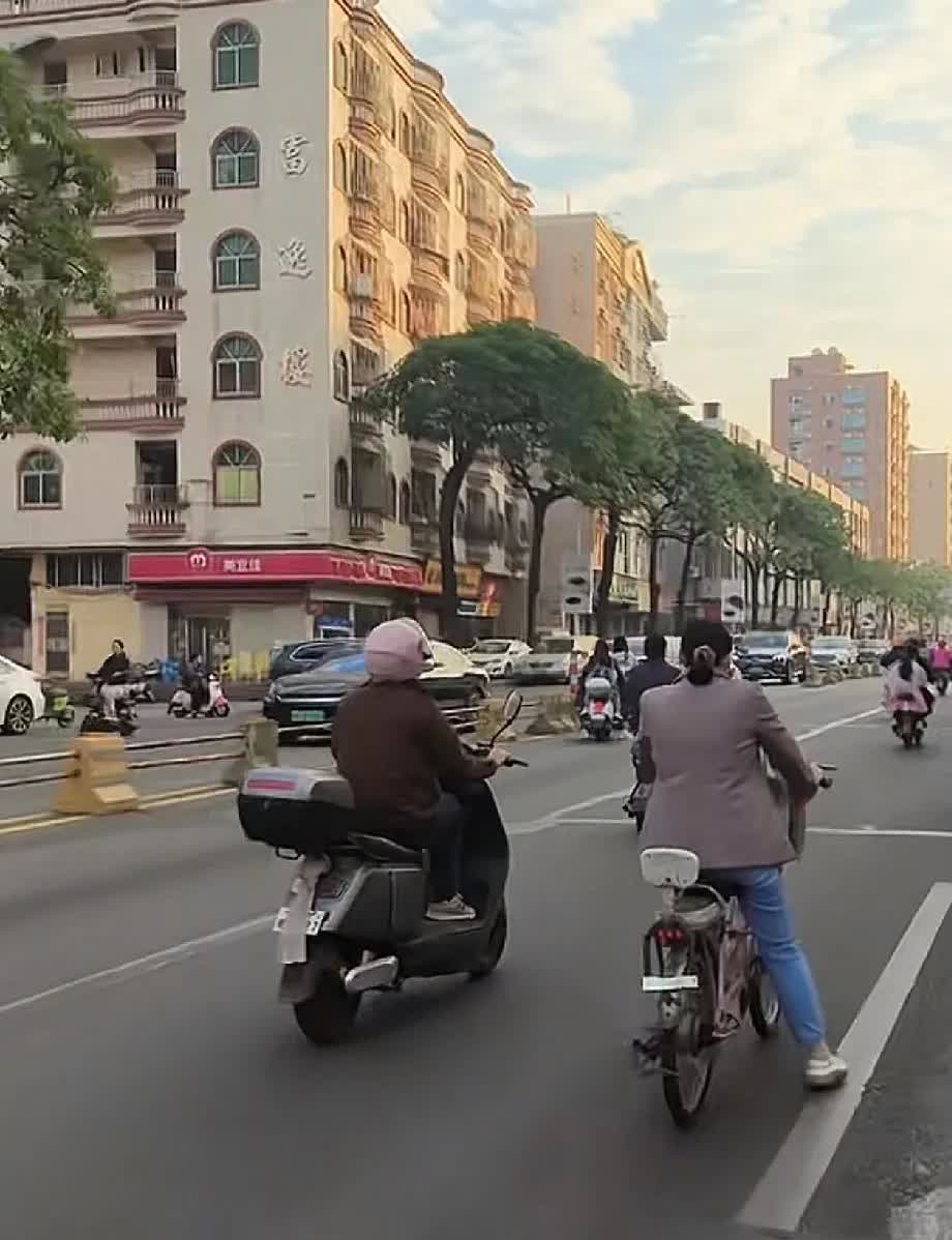 妻子出轨亲戚，儿子非亲生，男子冲动酿三死四伤惨剧河北邯郸一小区发生严重斗