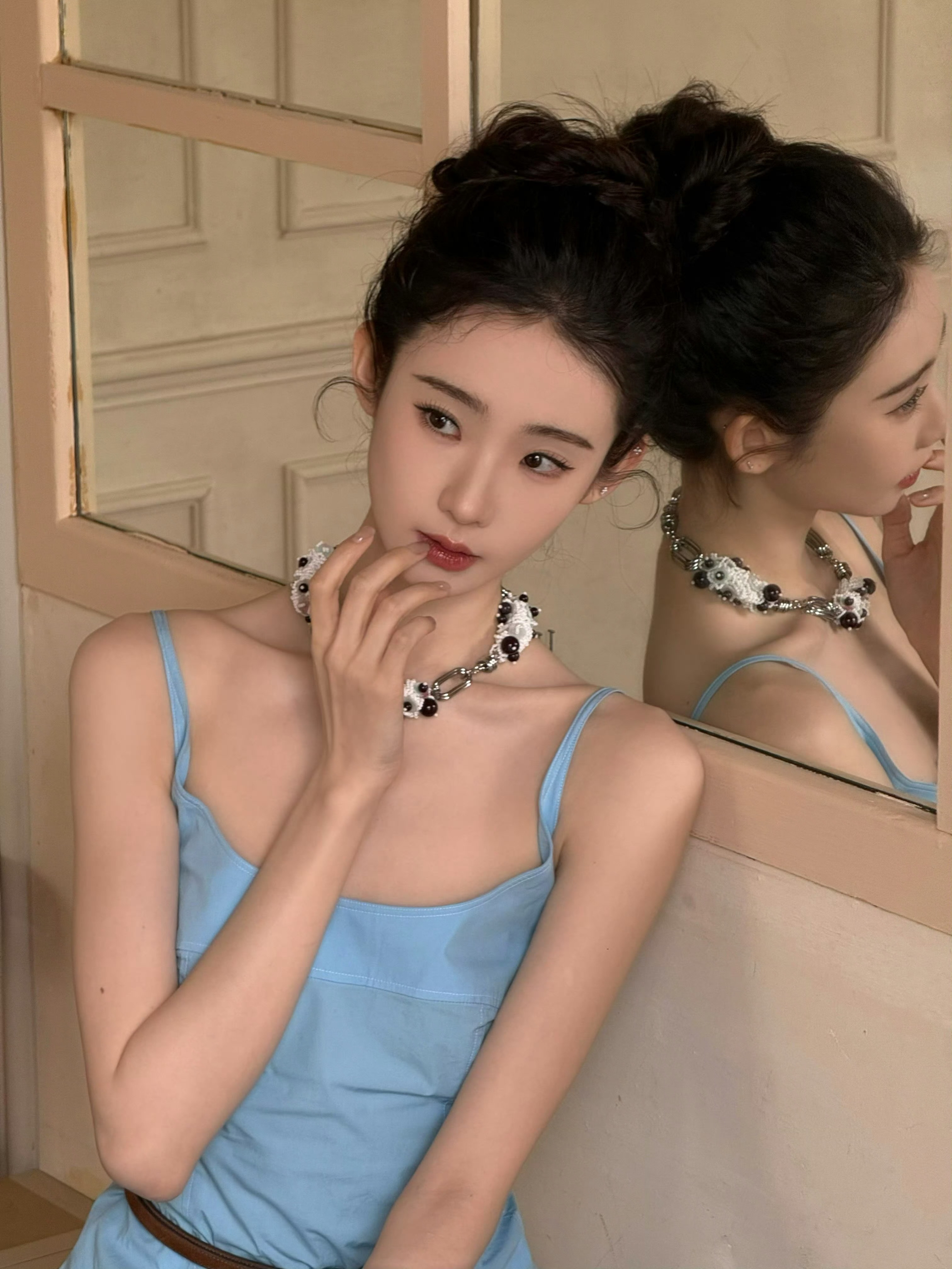 张艺凡人前女明星人后不认识张艺凡的气质真的绝了