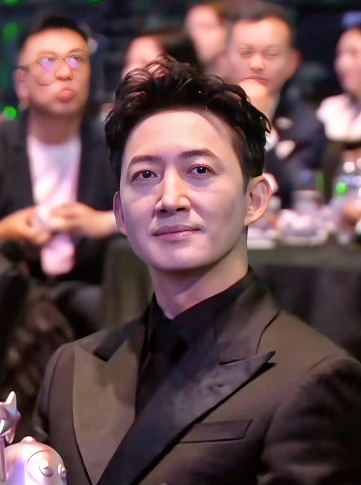 终于可以说了这个叫王阳的明明演啥都一个样，不知道怎么火起来的有段时间突然