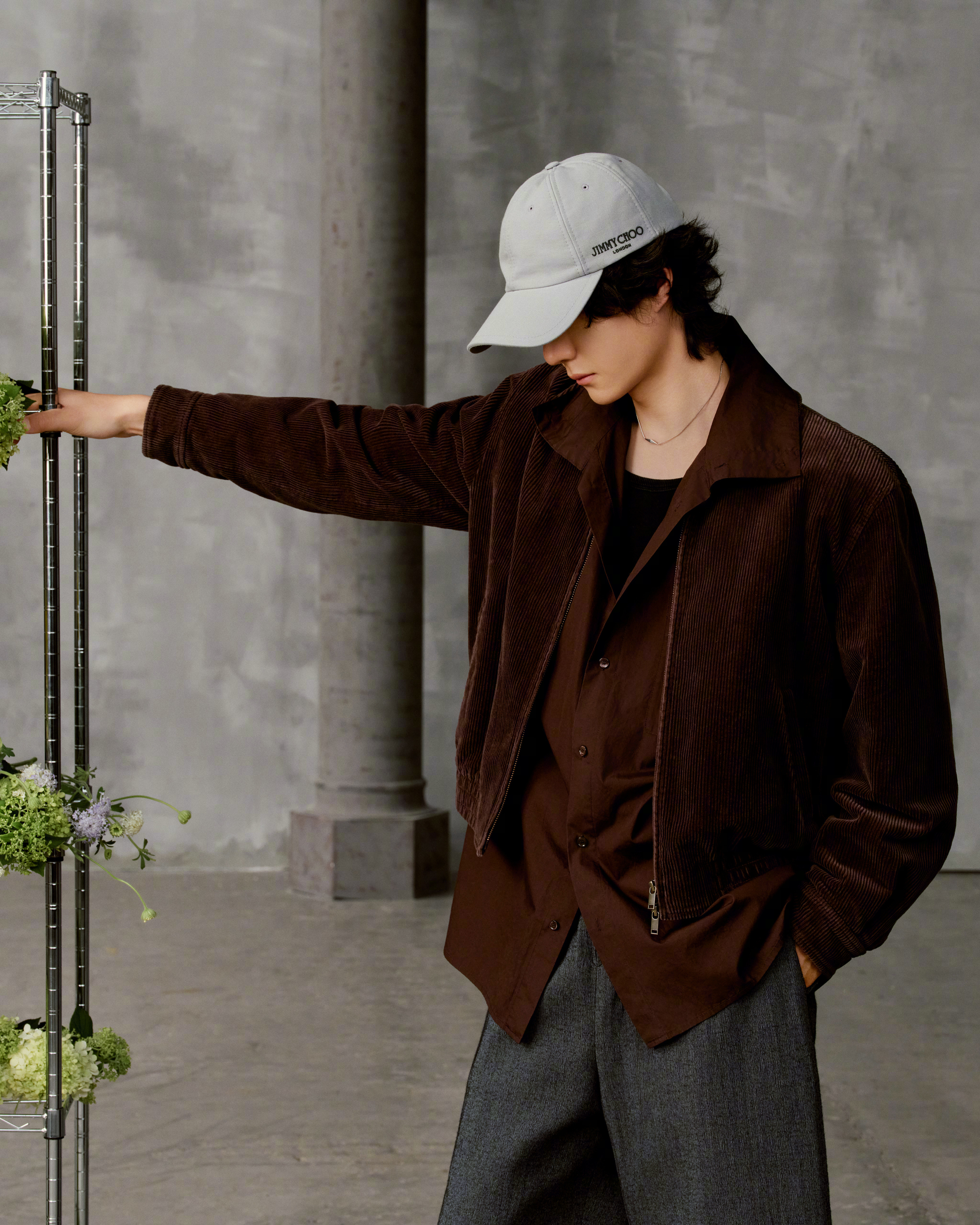 王一博×JimmyChoo全球品牌代言人王一博演绎JimmyChoo春季