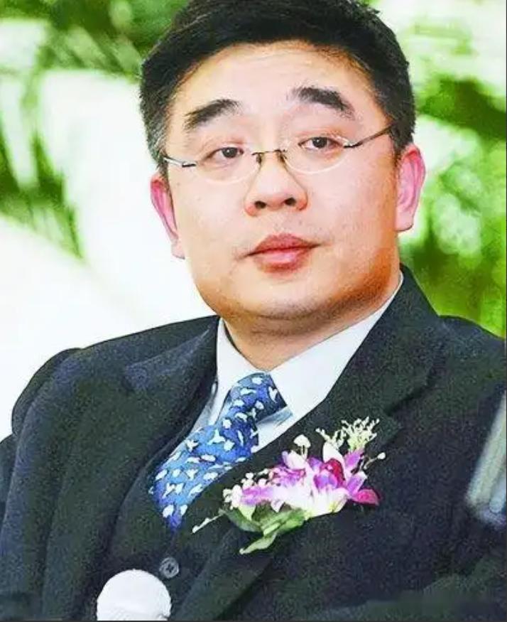 复旦大学钱文忠教授，撕开了中国社会当下最大的遮羞布，他说：“我们的社会已经开始面