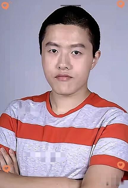 张艺谋拍了四十多年，徐克也拍了四十多年，谁都没想到，有个半路出家的四