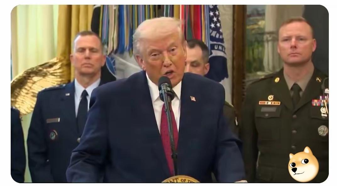 突发新闻美国总统特朗普宣布当地时间12月15日，特朗普在白宫签署行政命令