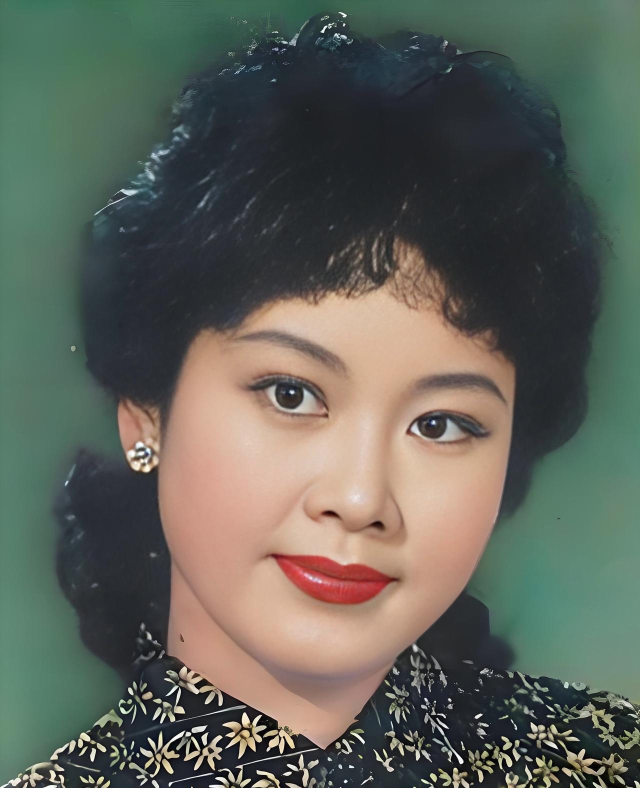 #明星#当今中国歌坛，十大著名女歌唱家：一、郭兰英二、王昆三、才旦卓玛