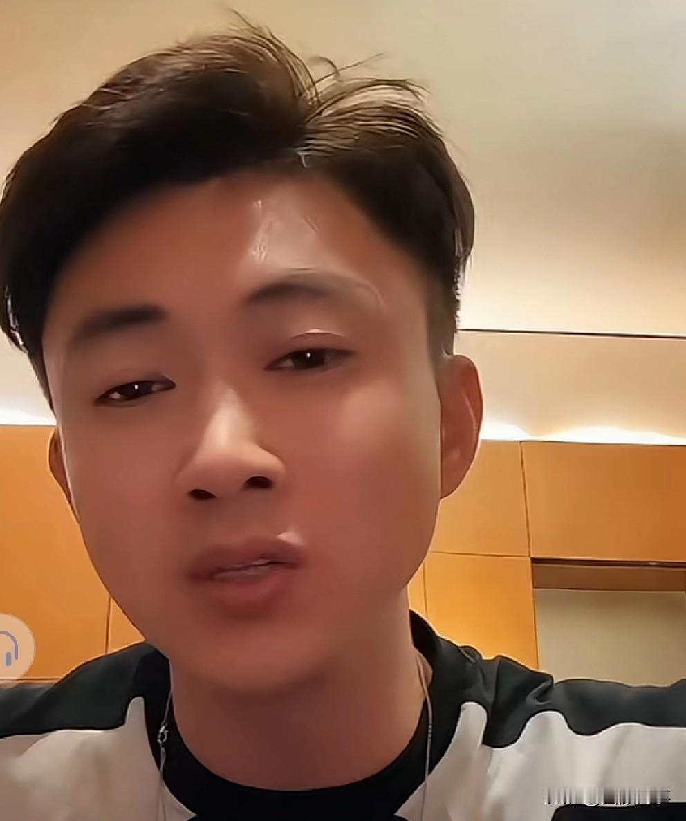 仙家洋说当我面骂浩南我接受不了，哥们之间吵架我管不了不参与！