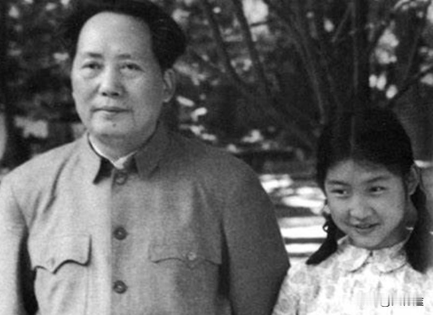 1996年，军委决定给李敏副军级待遇，她却说：父母是父母，我是我北京西城一排